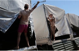 Nhóm xe cứu trợ đầu tiên của Nga đã tới Lugansk