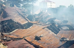 Dập tắt vụ cháy xưởng gỗ ở quận Thủ Đức