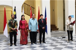 Lễ thượng cờ các nước ASEAN tại Praha 