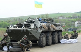 Bị vây, quân Ukraine chịu rút khỏi thành phố thuộc Donetsk