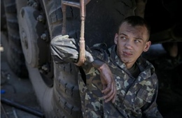 Binh sĩ hai phe Ukraine thấp thỏm chờ ngừng bắn 