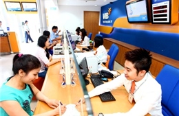 Hút khách lẻ với dịch vụ ngân hàng đa dạng