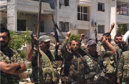 Quân đội Syria giành lại quyền kiểm soát một thị trấn chiến lược 