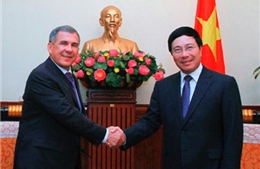 Phó Thủ tướng Phạm Bình Minh tiếp Tổng thống CH Tatarstan thuộc Nga