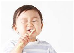 Ngăn ngừa trẻ sâu răng do bú bình