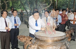 Chủ tịch nước dự lễ kỷ niệm 60 năm Ngày Bác Hồ về thăm Đền Hùng 