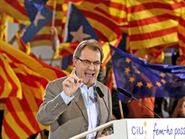 Tây Ban Nha: Vùng Catalonia kêu gọi trưng cầu dân ý về độc lập
