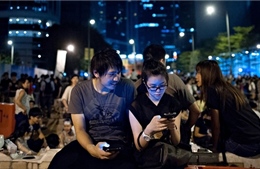 Dân Hong Kong đổ xô tải ứng dụng nhắn tin không cần sóng di động