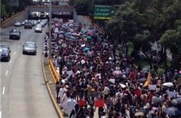 Chính phủ Mexico đối thoại với sinh viên biểu tình 