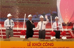 Chủ tịch Quốc hội dự Lễ khởi công Nhà máy Tôn Hoa Sen Nghệ An