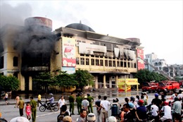 Vụ cháy trung tâm thương mại Hải Dương: Bắt tạm giam 3 người