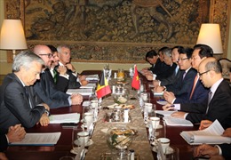 Thủ tướng Nguyễn Tấn Dũng hội đàm với Thủ tướng Bỉ 