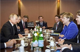 Thủ tướng Đức gặp nguyên thủ Nga, Ukraine
