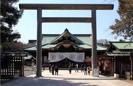 Trung, Hàn phản đối Thủ tướng Nhật gửi đồ lễ tới đền Yasukuni 