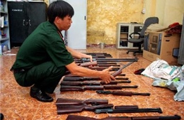 Phát hiện tàu biển buôn lậu súng hơi vào Việt Nam 