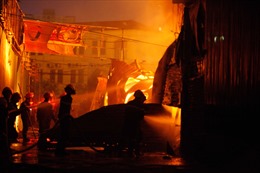 Hà Nội: Hai vụ cháy thiệt hại hơn trăm tỷ