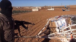 Thổ Nhĩ Kỳ: Mỹ thả vũ khí xuống Kobane là sai lầm 