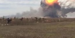 Nhà máy vũ khí nổ đỏ trời Donetsk