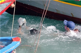 Quảng Ngãi: Ngăn chặn ngư dân trộm cổ vật từ tàu đắm