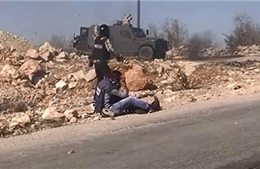 Hai phóng viên AP trúng đạn cao su của Israel
