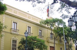 Venezuela triệu hồi đại sứ tại Tây Ban Nha
