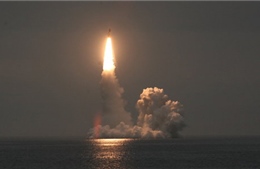 Video tàu ngầm hạt nhân Nga phóng tên tửa Bulava