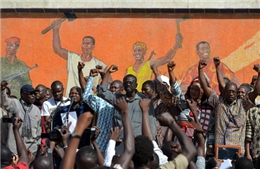 AU cho 2 tuần để Burkina Faso chuyển giao quyền lực