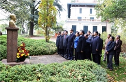 Bộ trưởng Trần Đại Quang thăm và làm việc tại Pháp