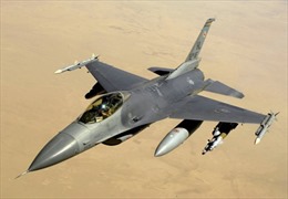 Ấn Độ chìm tàu hải quân, Mỹ rơi máy bay F-16