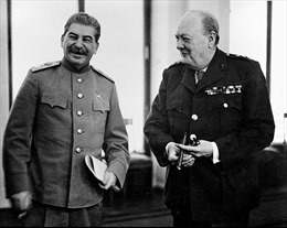 Winston Churchill từng đề nghị thả bom hạt nhân vào Liên Xô