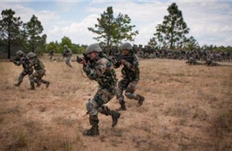 Trung Quốc huấn luyện quân đội Pakistan dọc biên giới Ấn Độ 