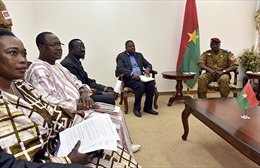 Các bên ở Burkina Faso ký thỏa thuận chuyển tiếp chính trị 