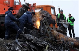Hà Lan thu dọn mảnh vỡ vụ MH17