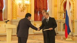 Đại sứ Việt Nam trình quốc thư lên Tổng thống Putin