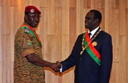 Quân đội Burkina Faso chuyển giao quyền lực cho Tổng thống