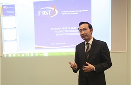 Giới thiệu dự án FIRST với trí thức Việt tại Anh