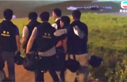 Hong Kong bắt 7 cảnh sát đánh người trong &#39;góc tối&#39;