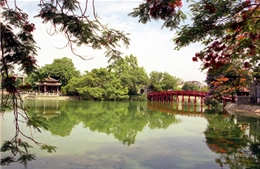 Bắc bộ nắng nhẹ, Nam bộ chiều tối có mưa rào