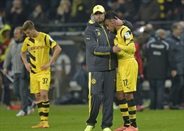 Dortmund chạm đáy bảng xếp hạng