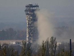 Ukraine cáo buộc đặc nhiệm Nga tham gia tấn công sân bay Donetsk 