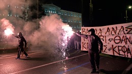 Đêm Athens rực lửa vì bạo loạn