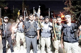 Các nhóm vũ trang đối lập Syria lập liên minh mới 