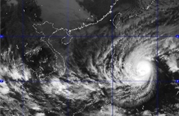 Tin bão Hagupit gần Biển Đông 