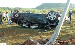 Xe BMW gây tai nạn, 2 người chết 5 người bị thương 