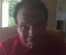 Muhammad Ali phá tan tin đồn về sức khỏe