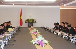 Phó Chủ tịch Quốc hội tiếp Đoàn đại biểu thanh niên Lào và Campuchia 