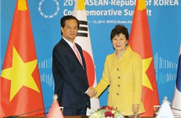 Thủ tướng Nguyễn Tấn Dũng hội đàm với Tổng thống Park Geun Hye 