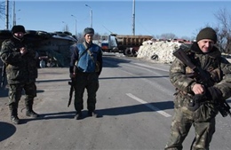 Quân đội Ukraine kéo dài lệnh ngừng bắn ở miền Đông