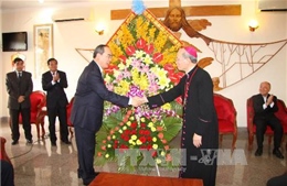 Đồng chí Nguyễn Thiện Nhân chúc Giáng sinh tại Tòa Giám mục Xuân Lộc