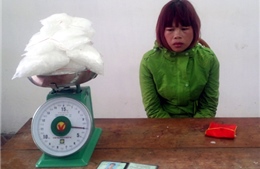 Chuyển gần 4 kg ma túy từ Trung Quốc về Việt Nam 